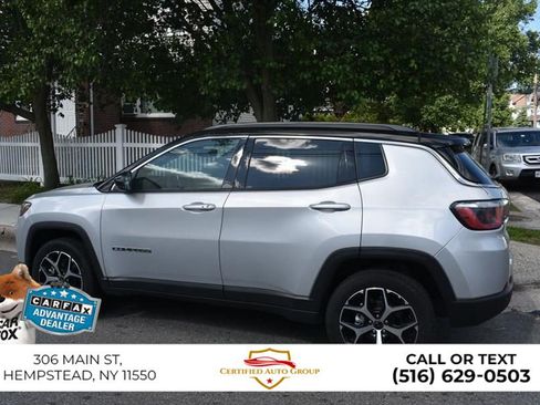 Used 2025 Jeep Compass Limited AWD/4WD image 5
