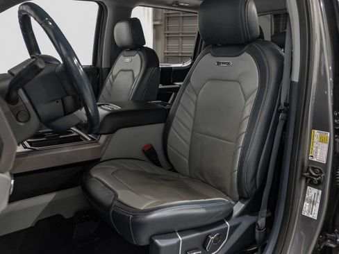 Used 2022 Ford F350 Limited image 32