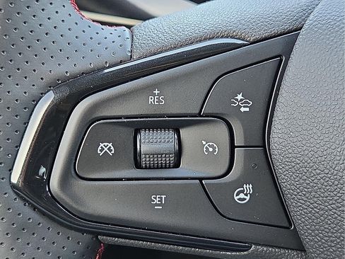 New 2026 Chevrolet Trax RS w/ Driver Confidence Package image 20