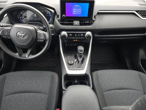 Used 2024 Toyota RAV4 XLE image 9
