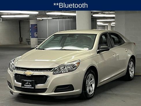 Used 2016 Chevrolet Malibu LS image 3