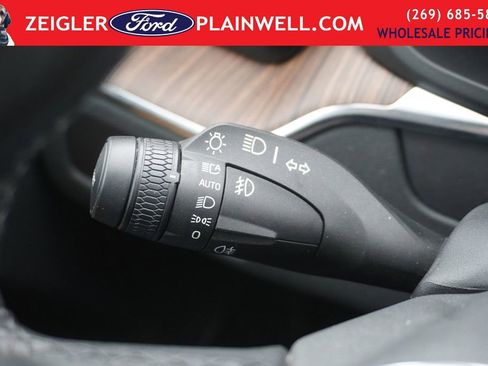 Used 2023 Volvo XC60 B5 Ultimate image 28