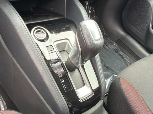 Used 2025 Nissan Versa SR w/ Trunk Package FWD image 29