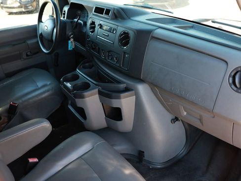 Used 2012 Ford E-350 and Econoline 350 XL image 19