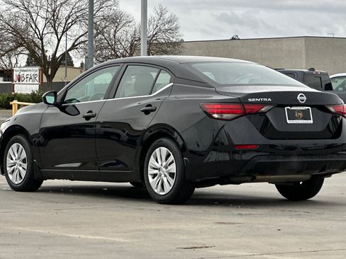 Used 2023 Nissan Sentra S image 4