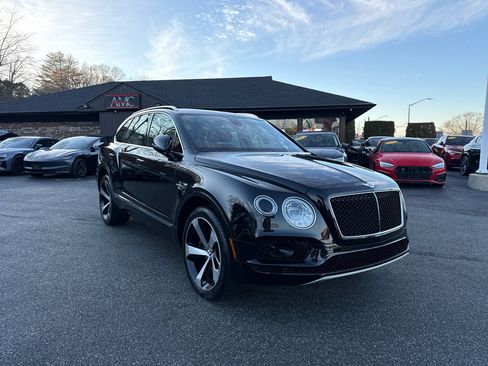 Used 2019 Bentley Bentayga image 5