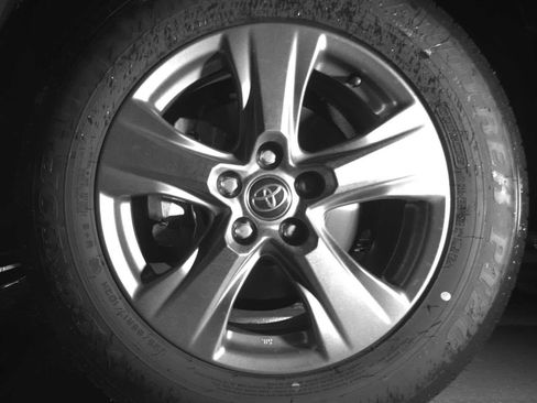 Used 2025 Toyota RAV4 XLE image 15