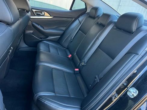 Used 2019 Nissan Maxima 3.5 SV w/ Floor Mat Group image 19