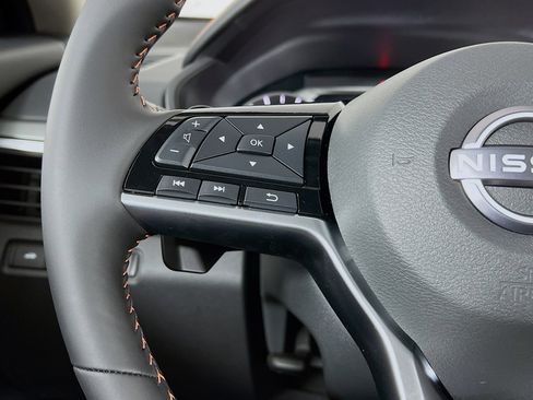 New 2025 Nissan Altima 2.5 SR image 14