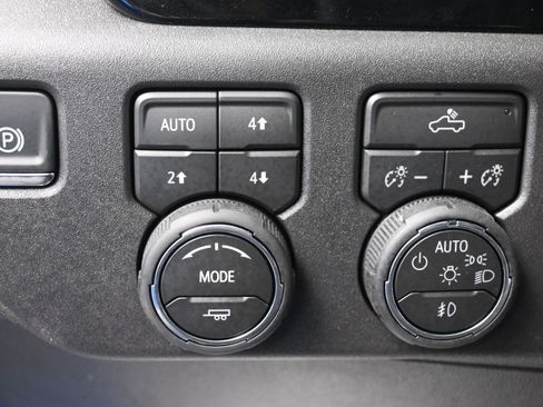 New 2026 Chevrolet Silverado 1500 LT Trail Boss w/ LPO, Dark Essentials Package AWD/4WD image 35
