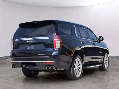 Used 2021 Chevrolet Tahoe Premier w/ Premium Package AWD/4WD image 7