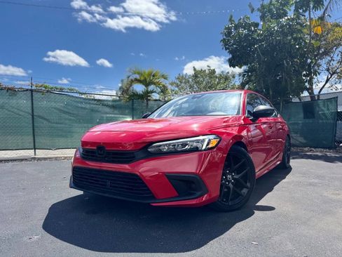 Used 2022 Honda Civic Sport image 1