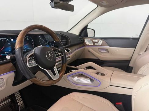 Used 2022 Mercedes-Benz GLS 450 4MATIC image 5