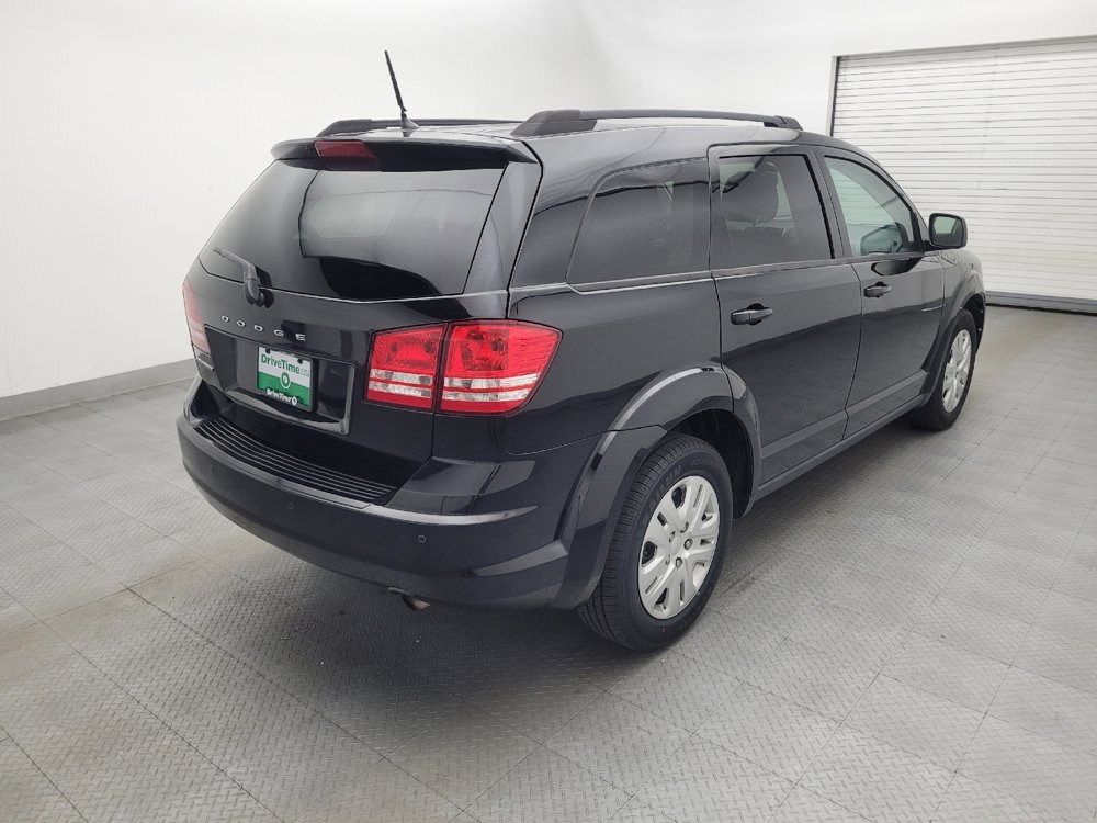 Used 2020 Dodge Journey SE FWD image 9