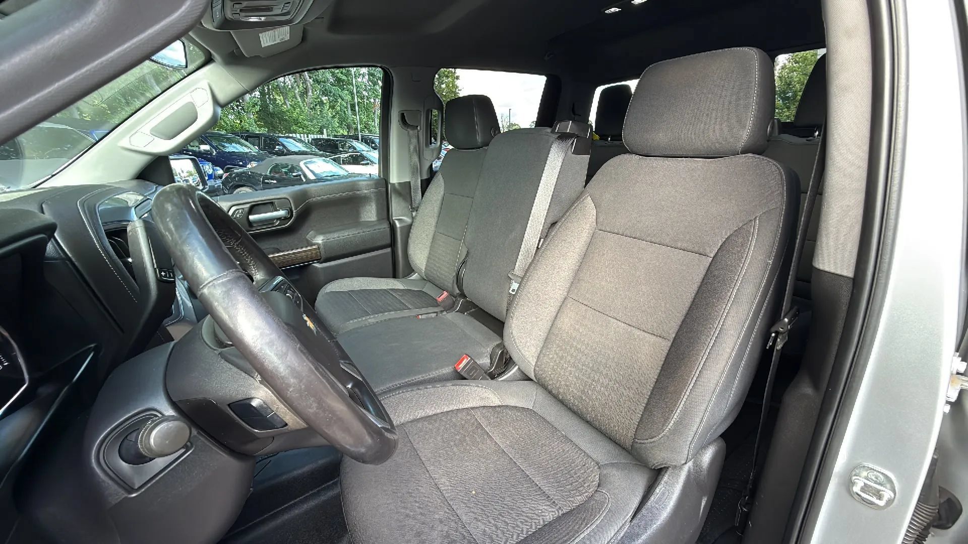 Used 2020 Chevrolet Silverado 1500 LT w/ All-Star Edition AWD/4WD image 22