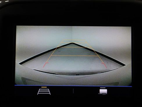 Used 2022 Chevrolet Silverado 1500 Custom AWD/4WD image 13