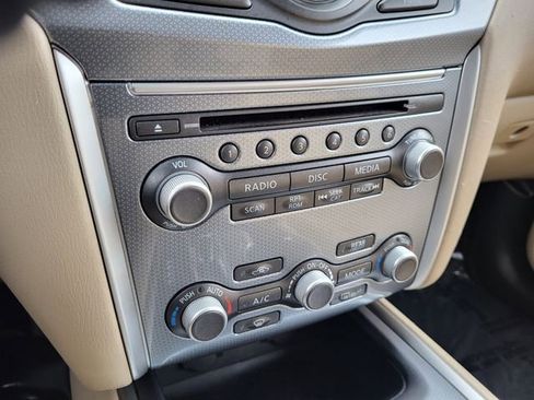 Used 2017 Nissan Pathfinder SL w/ SL Tech Package image 26