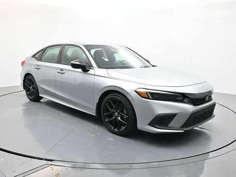 Used 2023 Honda Civic Sport image 3