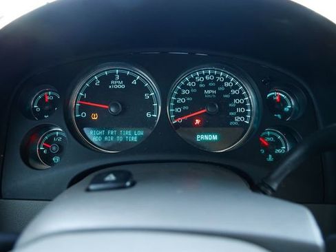 Used 2013 GMC Yukon SLT image 36