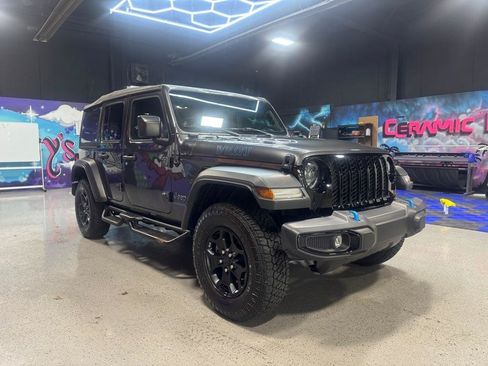 Used 2023 Jeep Wrangler Unlimited w/ Cold Weather Group AWD/4WD image 8