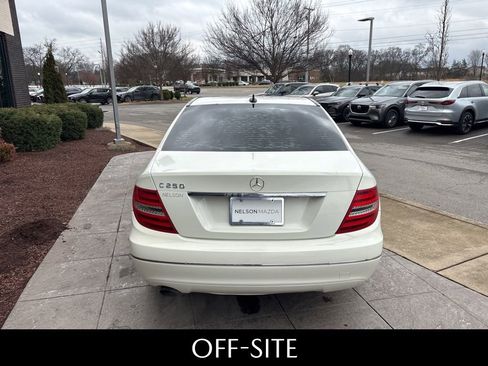 Used 2012 Mercedes-Benz C 250 Sedan image 4