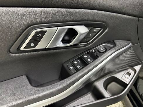 Used 2020 BMW 330i xDrive Sedan w/ Driving Assistance Package AWD/4WD image 22