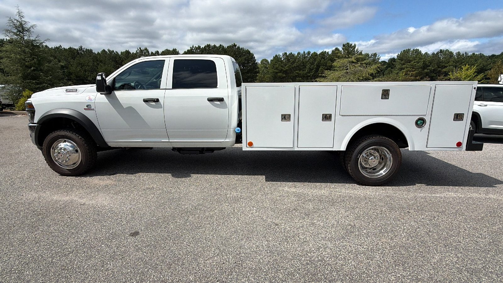 New 2026 RAM 4500 Tradesman w/ Chrome Appearance Group AWD/4WD image 11