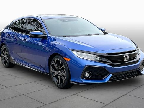 Used 2019 Honda Civic Sport Touring image 3