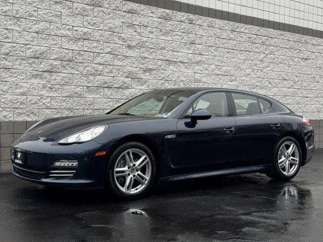 Used 2013 Porsche Panamera 4 w/ Bose Audio Pkg AWD/4WD image 10