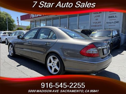 Used 2009 Mercedes-Benz E 350 Sedan image 4