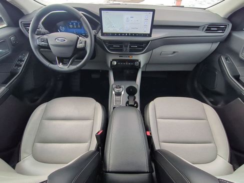 Certified 2024 Ford Escape Platinum image 15