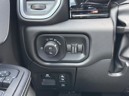 New 2026 RAM 1500 Laramie w/ Night Edition image 33