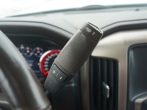 Used 2016 GMC Sierra 2500 Denali w/ Driver Alert Package image 22