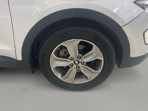 Used 2014 Hyundai Santa Fe Limited FWD image 10