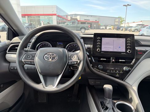 Used 2023 Toyota Camry LE FWD image 13