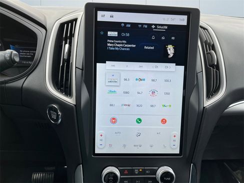 Used 2022 Ford Edge SEL w/ Convenience Package image 12