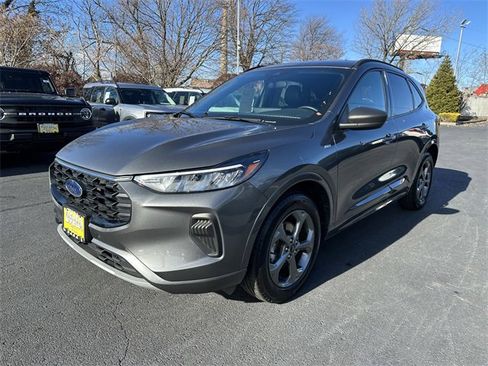 Certified 2023 Ford Escape ST-Line w/ Tech Pack #1 image 9