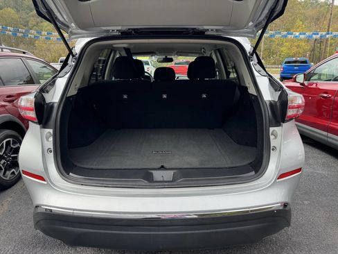 Used 2018 Nissan Murano SV image 13