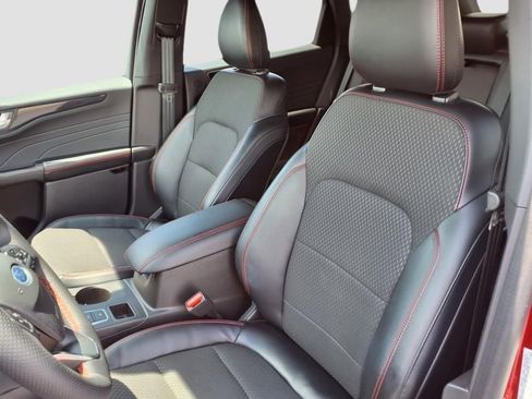 Used 2023 Ford Escape ST-Line Select w/ Tech Pack #2 image 13