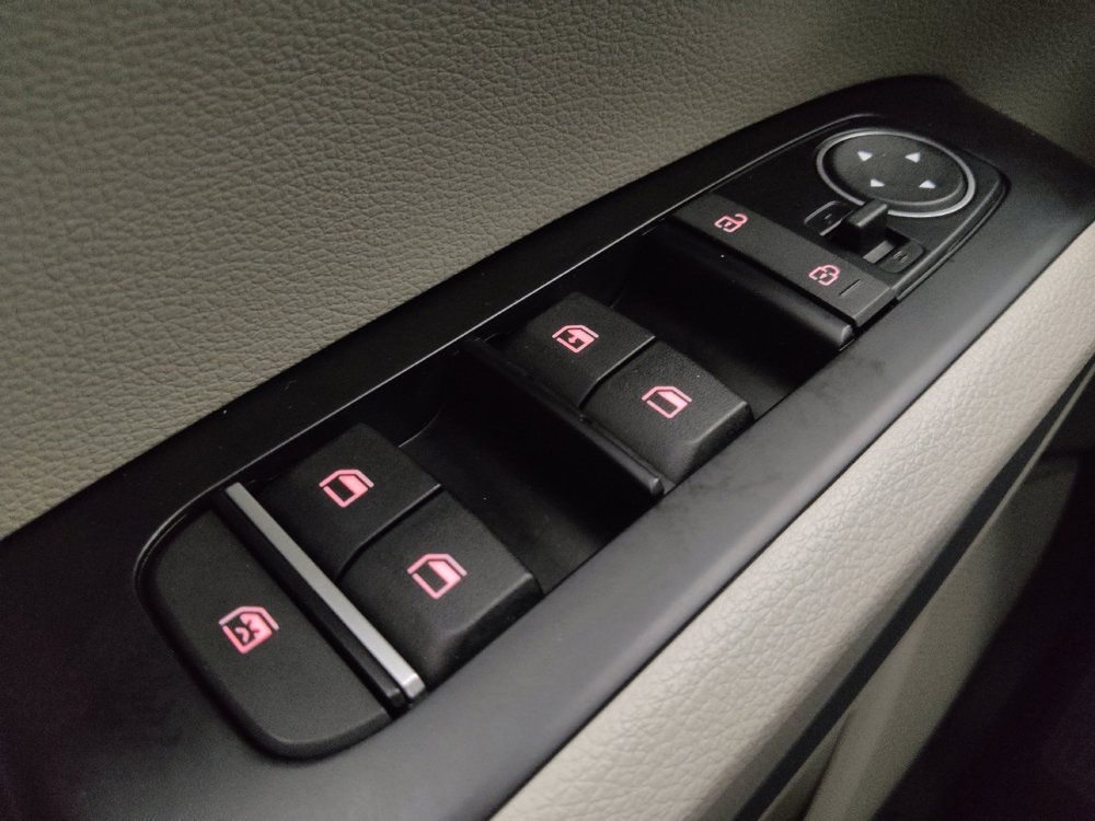 Used 2022 Kia Soul LX FWD image 27
