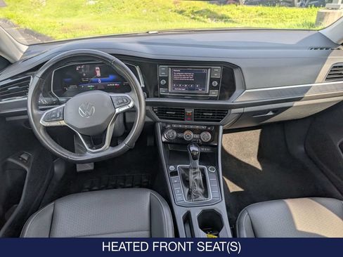 Certified 2024 Volkswagen Jetta SE FWD image 18