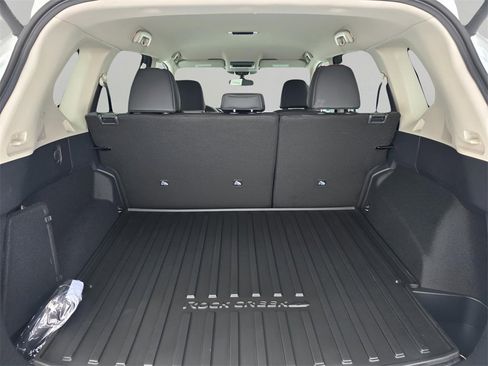 New 2026 Nissan Rogue SV image 9