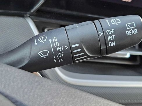 Used 2025 Chevrolet TrailBlazer LT FWD image 20