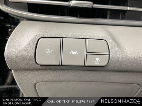 Used 2022 Hyundai Elantra SEL w/ Convenience Package image 21