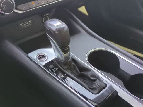 Used 2022 Nissan Altima 2.5 SV image 31