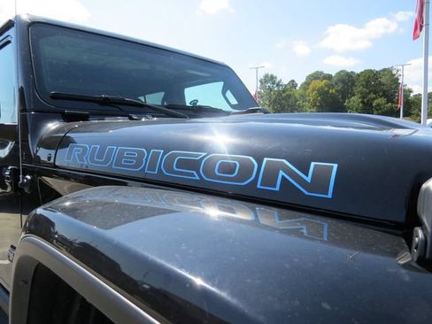 Used 2022 Jeep Wrangler Unlimited Rubicon 4xe AWD/4WD image 12
