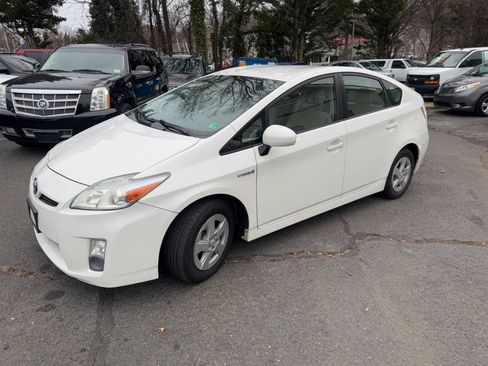 Used 2010 Toyota Prius FWD image 3