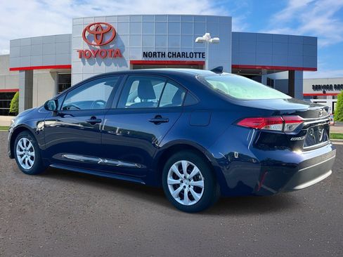 Used 2024 Toyota Corolla LE FWD image 4