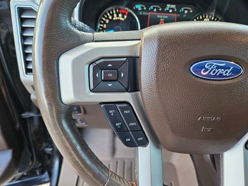 Used 2018 Ford F150 King Ranch w/ Equipment Group 601A Luxury AWD/4WD image 20