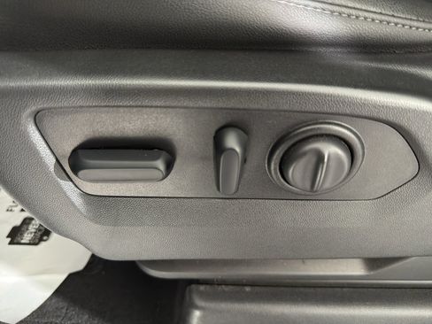 Used 2021 GMC Sierra 1500 SLT w/ SLT Premium Package image 26